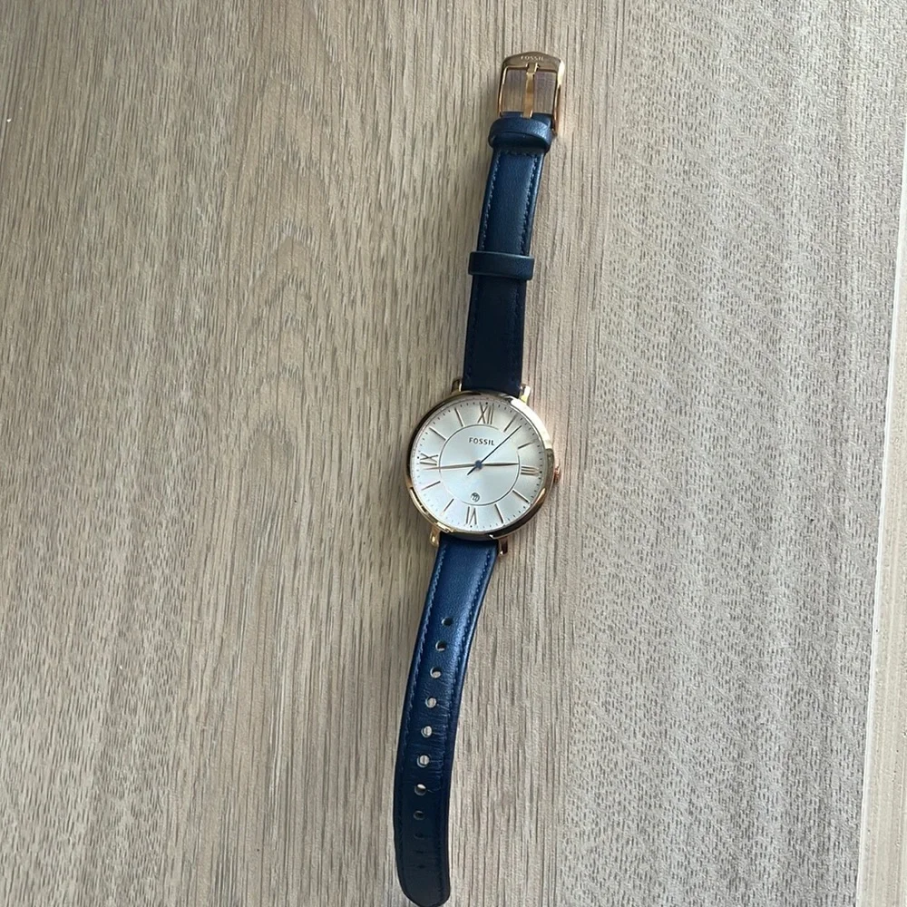 Fossil Jacqueline Navy Leather Watch - Picture 2 of 5